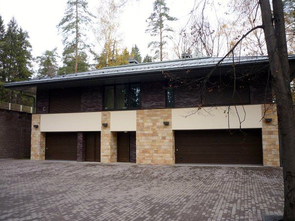 Секционные ворота для гаража